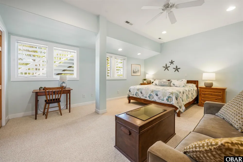4713 Summer Ln, Kitty Hawk, NC 27949