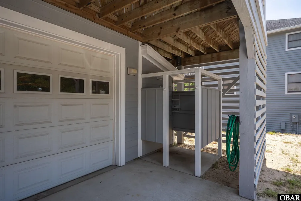4713 Summer Ln, Kitty Hawk, NC 27949