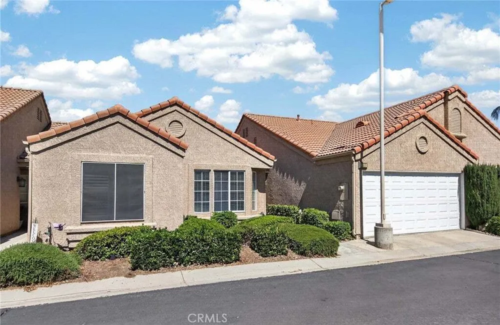 983 Stonecrest St, Hemet, CA 92545