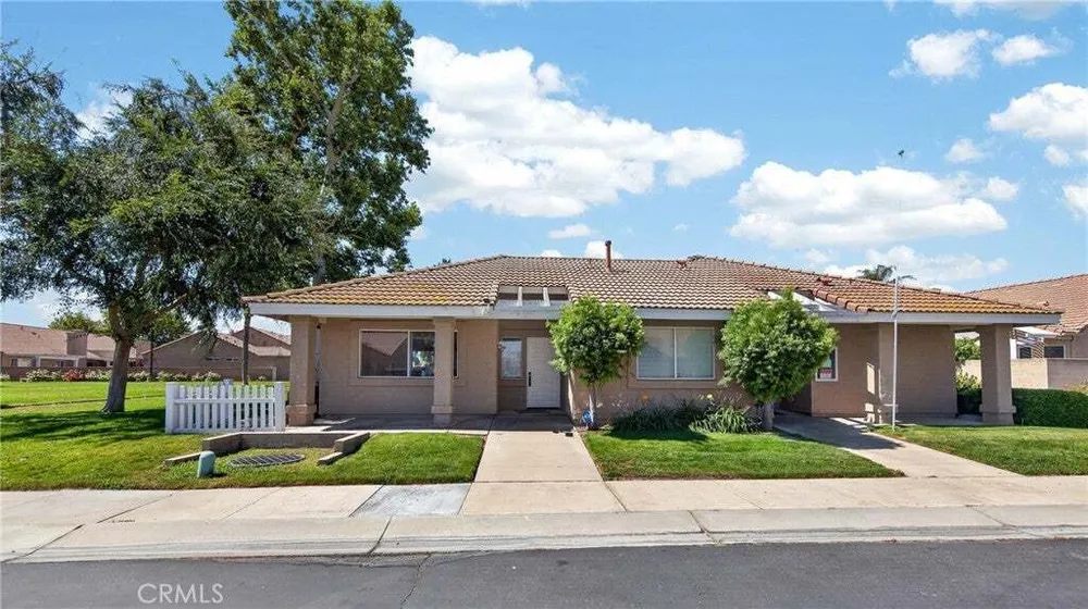 983 Stonecrest St, Hemet, CA 92545