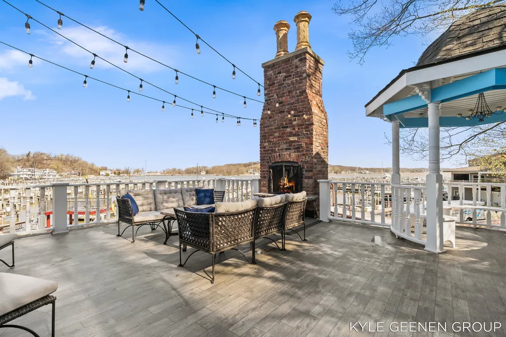 2238 S Shore Dr, Macatawa, MI 49434