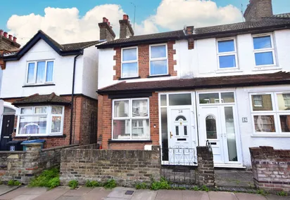 Cassiobridge Road, Watford, WD18