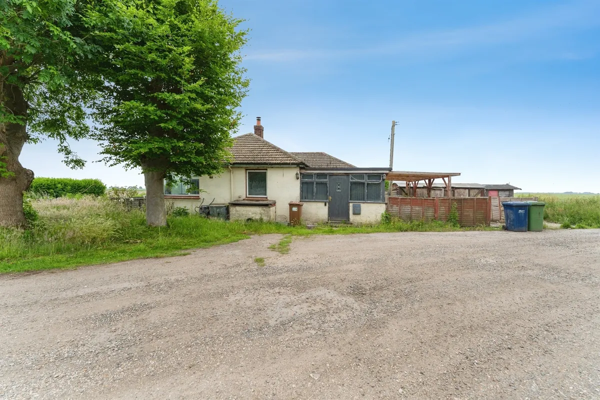 Euximoor, Christchurch, Wisbech