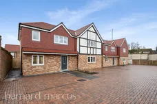 Manor Road South, ESHER