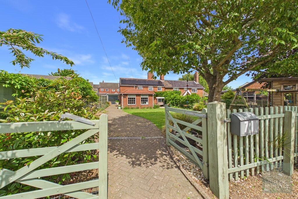 Loddon Road, Ditchingham Image 1