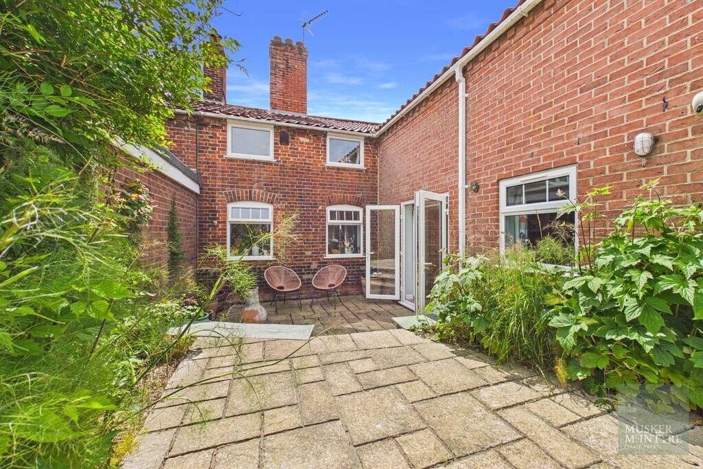 Loddon Road, Ditchingham Image 14
