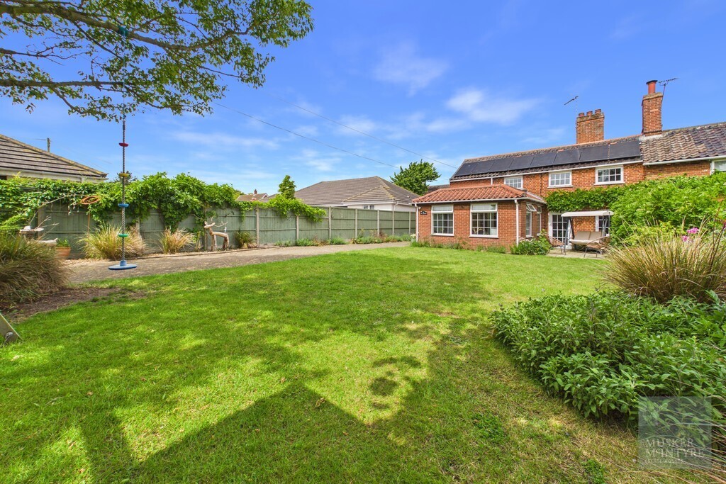 Loddon Road, Ditchingham Image 17
