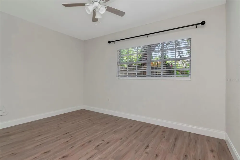 2101 E Howell St, Tampa, FL 33610