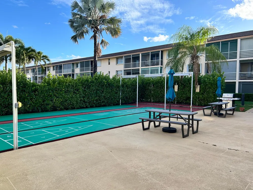 4500 N Federal Hwy, Lighthouse Point, FL 33064