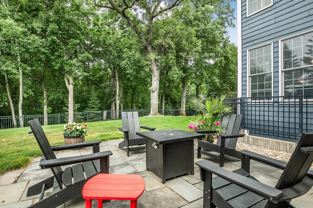 3373 Couchtown Path, Rosemount, MN 55068