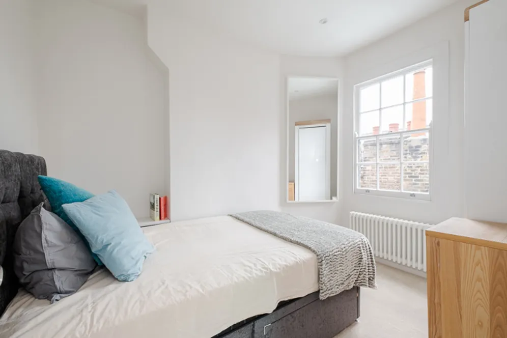Newark Street, London, E1 photo 10