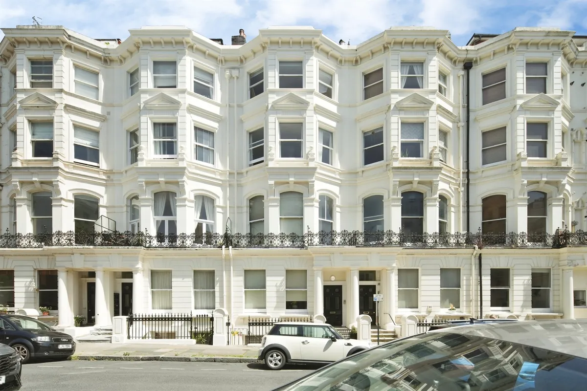 Palmeira Avenue, Hove