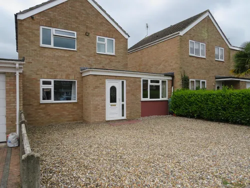 Burns Close, THETFORDphoto