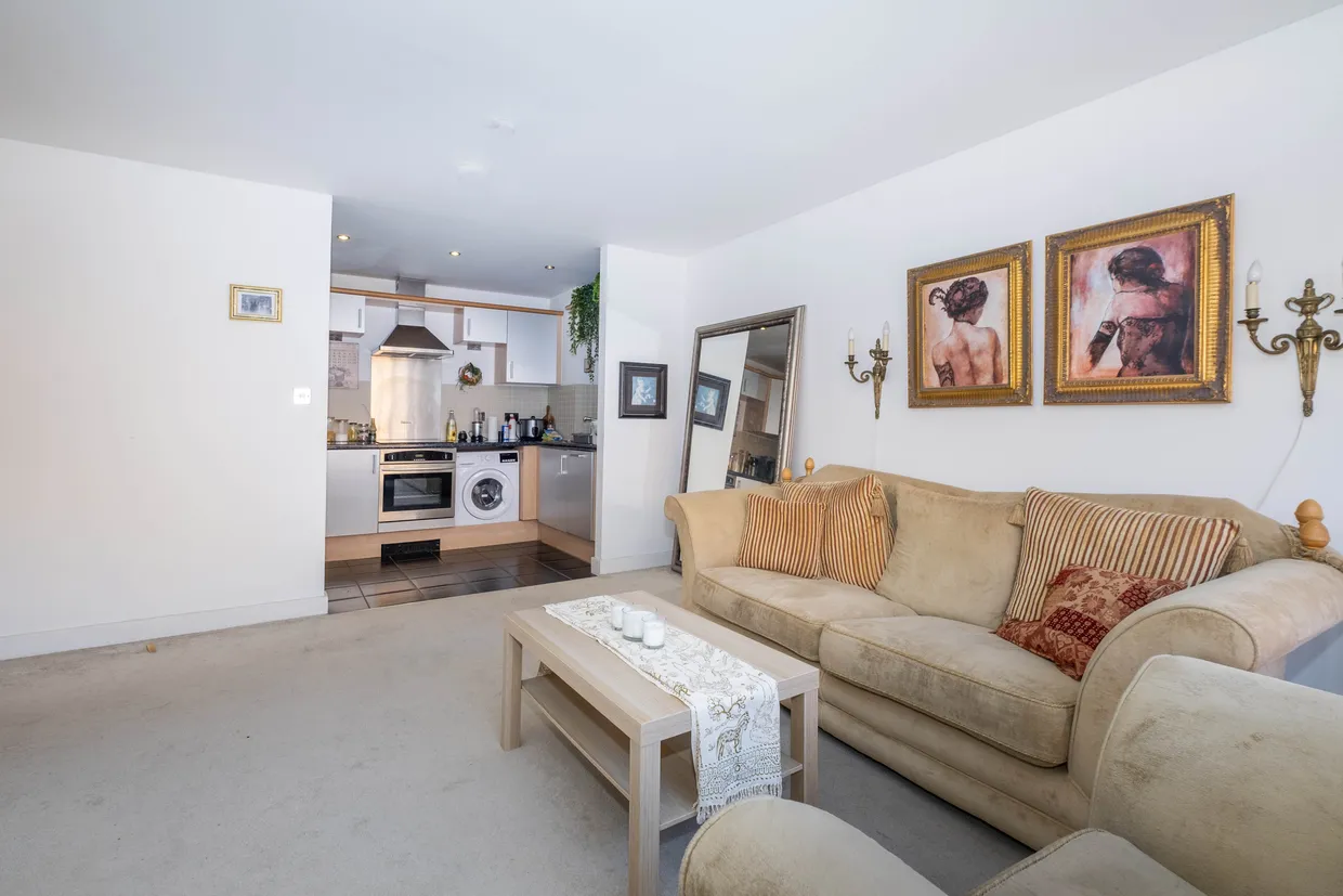 The Bittoms, Kingston Upon Thames, KT1 photo 5