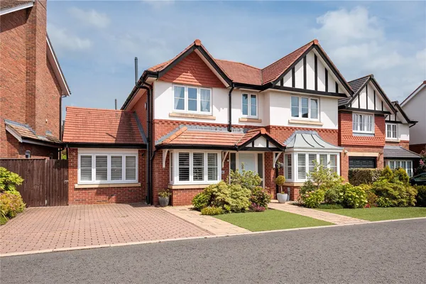 Bradshaw Close, Wilmslow, SK9 photo 1