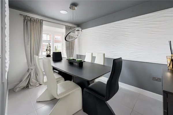 Bradshaw Close, Wilmslow, SK9 photo 7