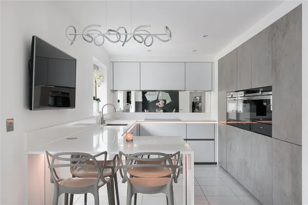 Bradshaw Close, Wilmslow, SK9 photo 9