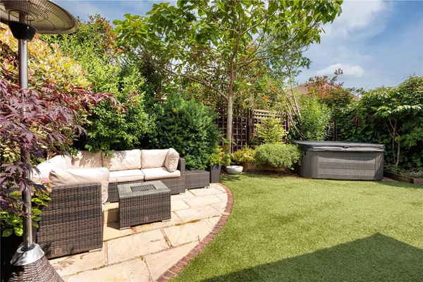 Bradshaw Close, Wilmslow, SK9 photo 20