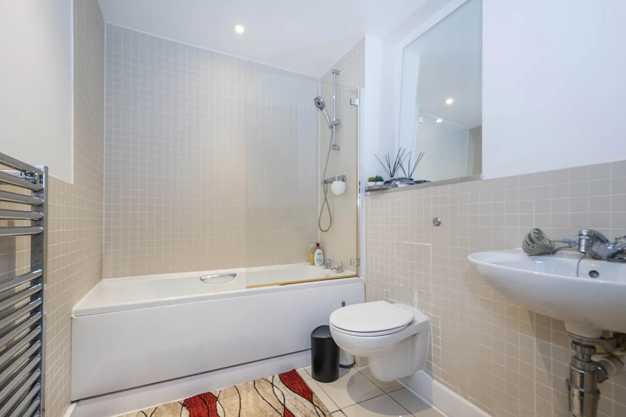 The Bittoms, Kingston Upon Thames, KT1 photo 8