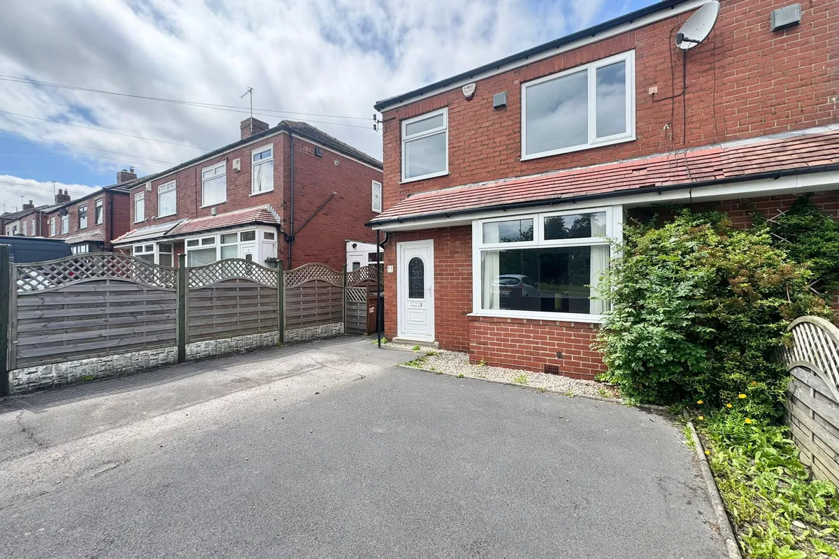 East View, Morley, LEEDS