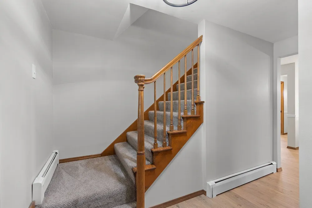 406 Saint Jude St, Green Bay, WI 54303