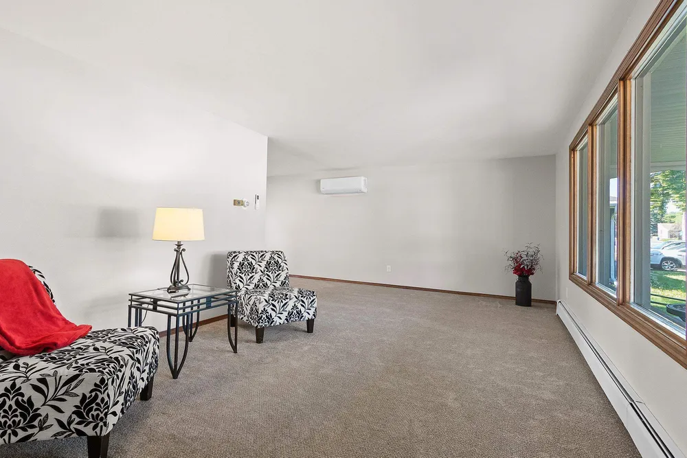 406 Saint Jude St, Green Bay, WI 54303