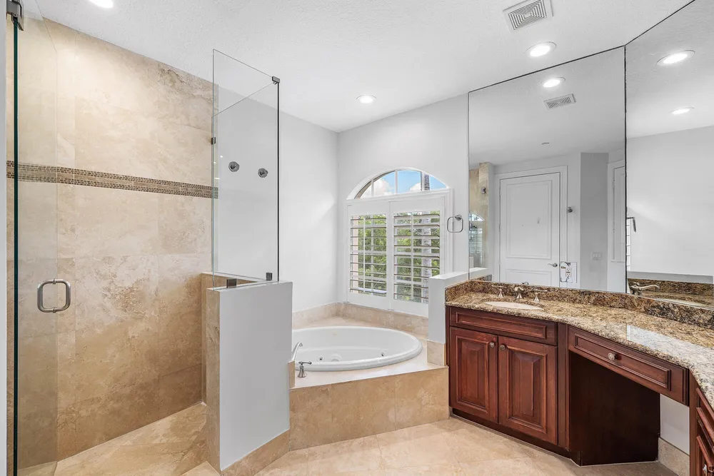 400 NE 69th Circle, Boca Raton, FL 33487