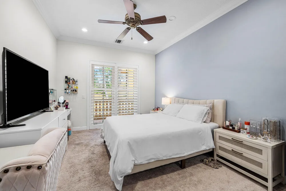 400 NE 69th Circle, Boca Raton, FL 33487