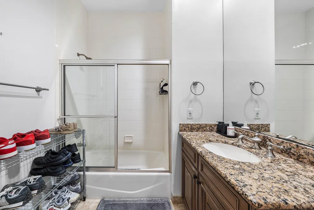 400 NE 69th Circle, Boca Raton, FL 33487