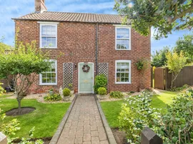 Newark Road, Bassingham, Lincoln photo
