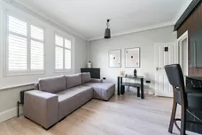 Northfield Avenue Ealing W13 photo 2