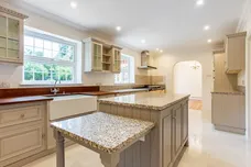 Heath Rise, Virginia Water GU25 photo 3