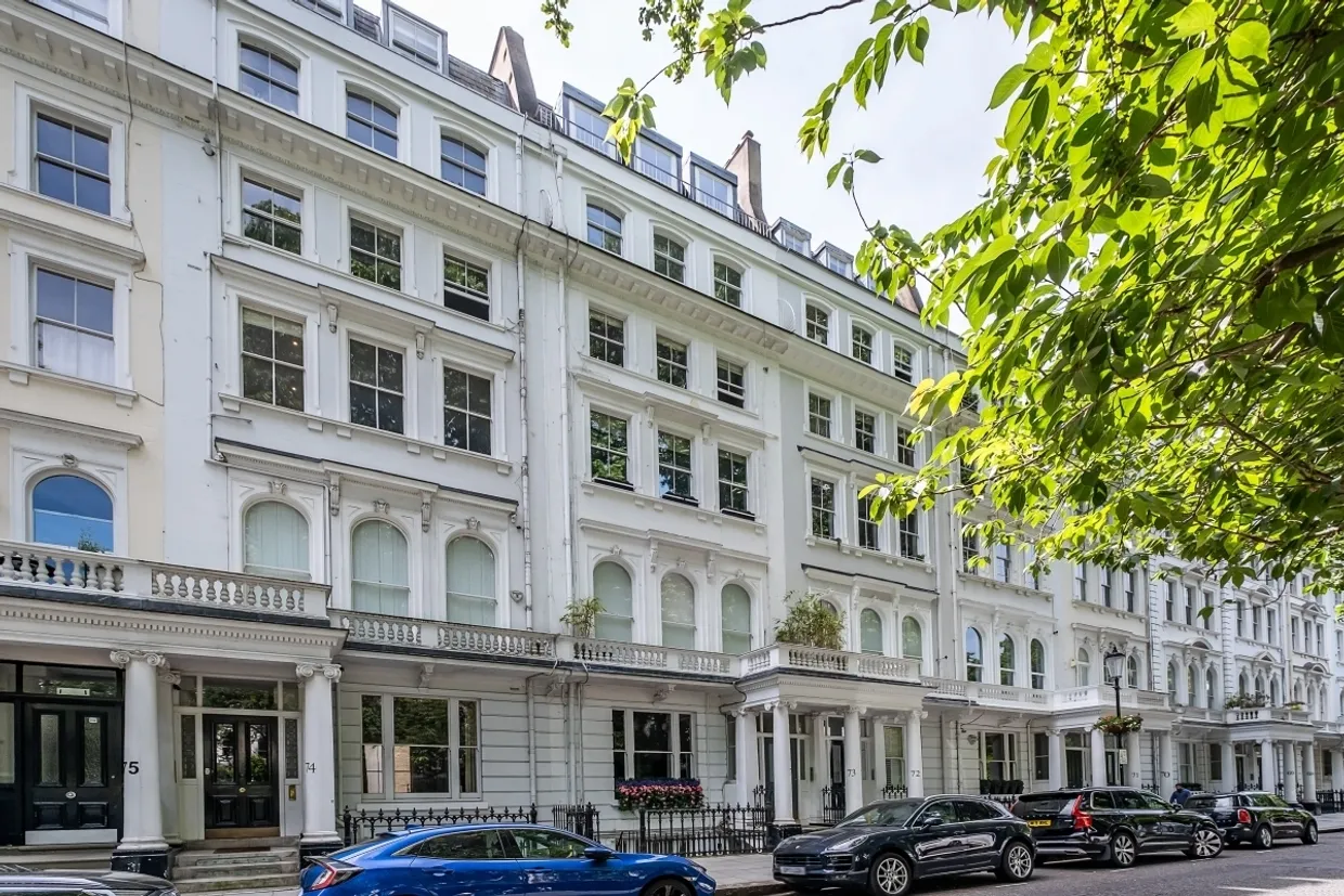 Cornwall Gardens London SW7 photo 3