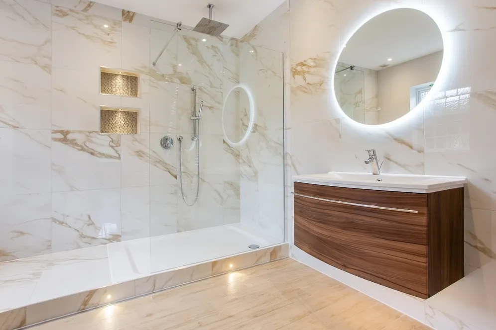 Heath Rise, Virginia Water GU25 photo 12