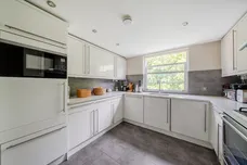 Eardley Crescent London SW5 photo 4