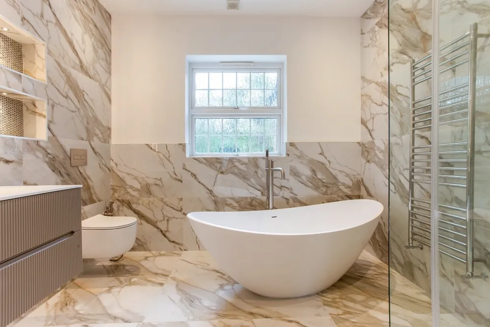 Heath Rise, Virginia Water GU25 photo 15