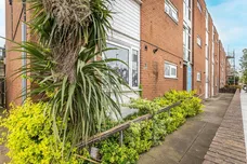 Waverton Road London SW18 photo 6