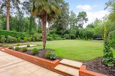 Heath Rise, Virginia Water GU25 photo 21