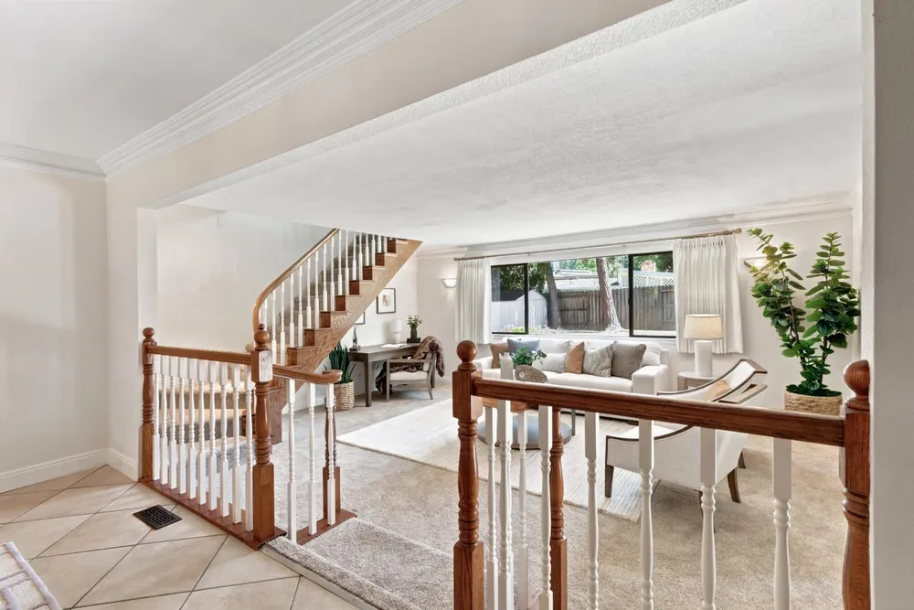 6030 Palm Dr, Carmichael, CA 95608
