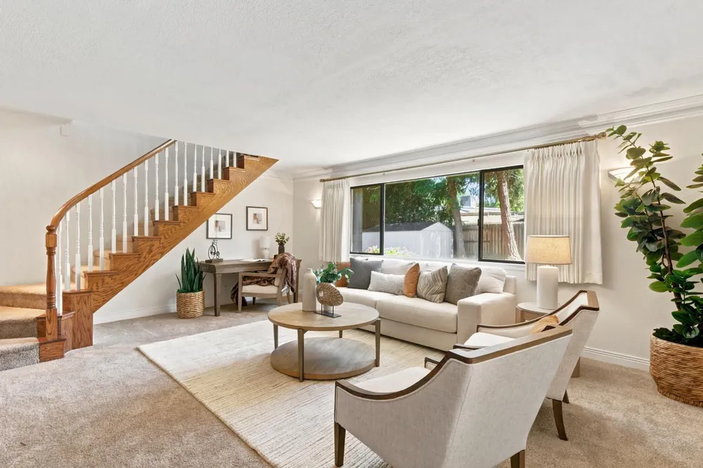 6030 Palm Dr, Carmichael, CA 95608