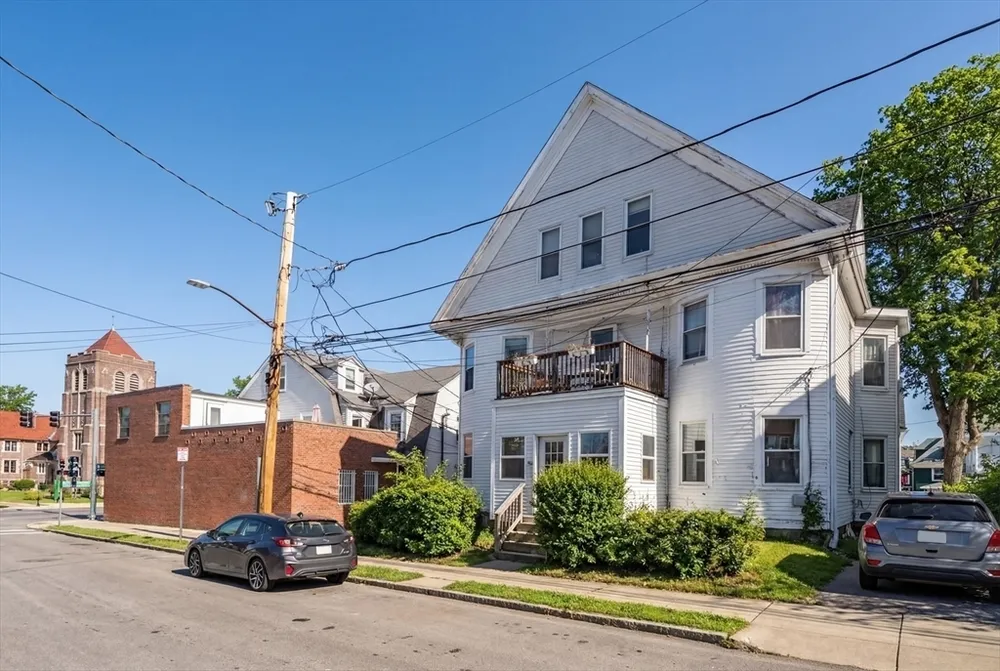 556 Cambridge St, Boston, MA 02134