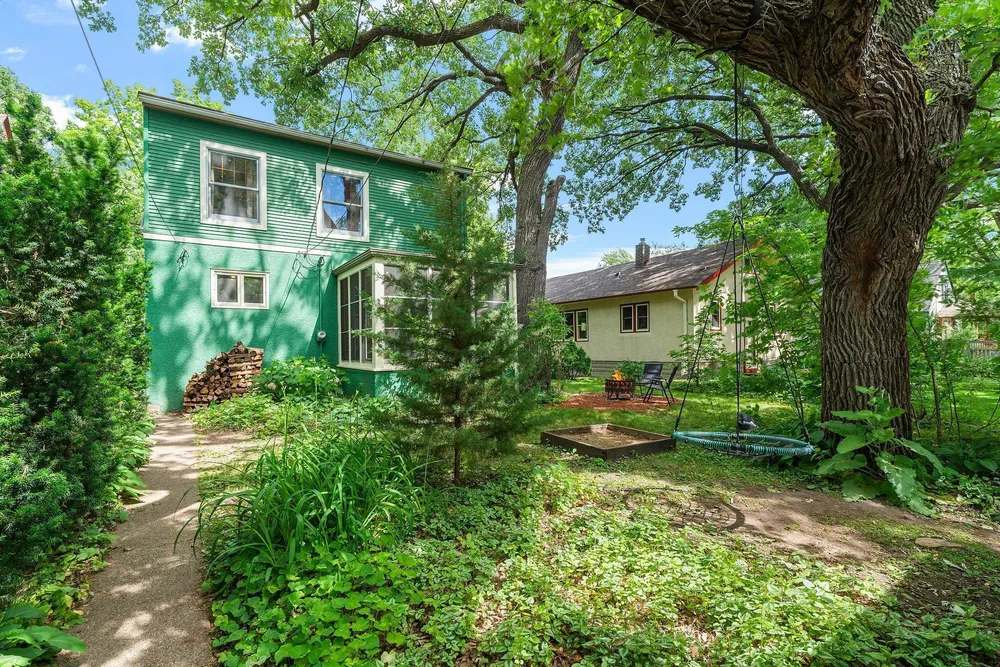 3704 45th Ave S, Minneapolis, MN 55406