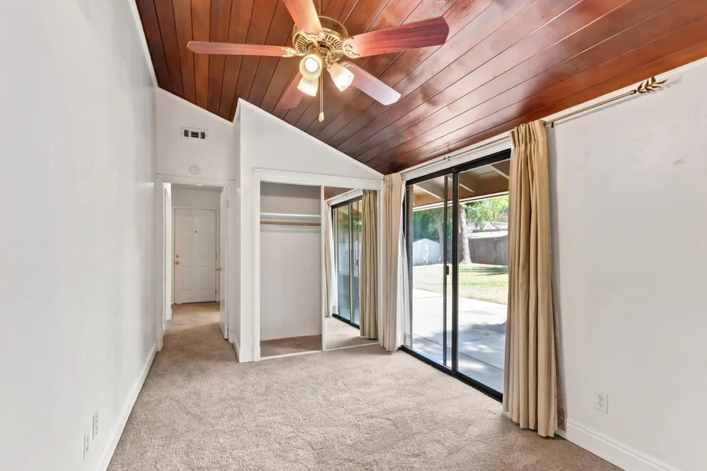 6030 Palm Dr, Carmichael, CA 95608