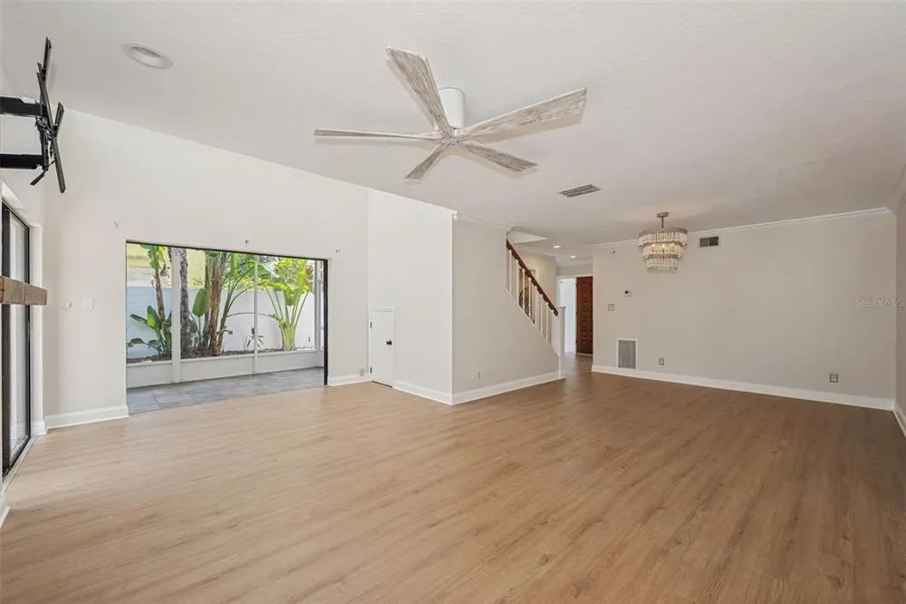 4510 W Fig St, Tampa, FL 33609