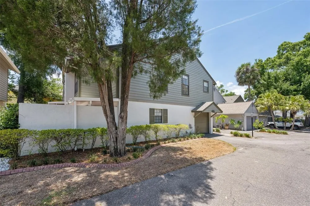 4510 W Fig St, Tampa, FL 33609