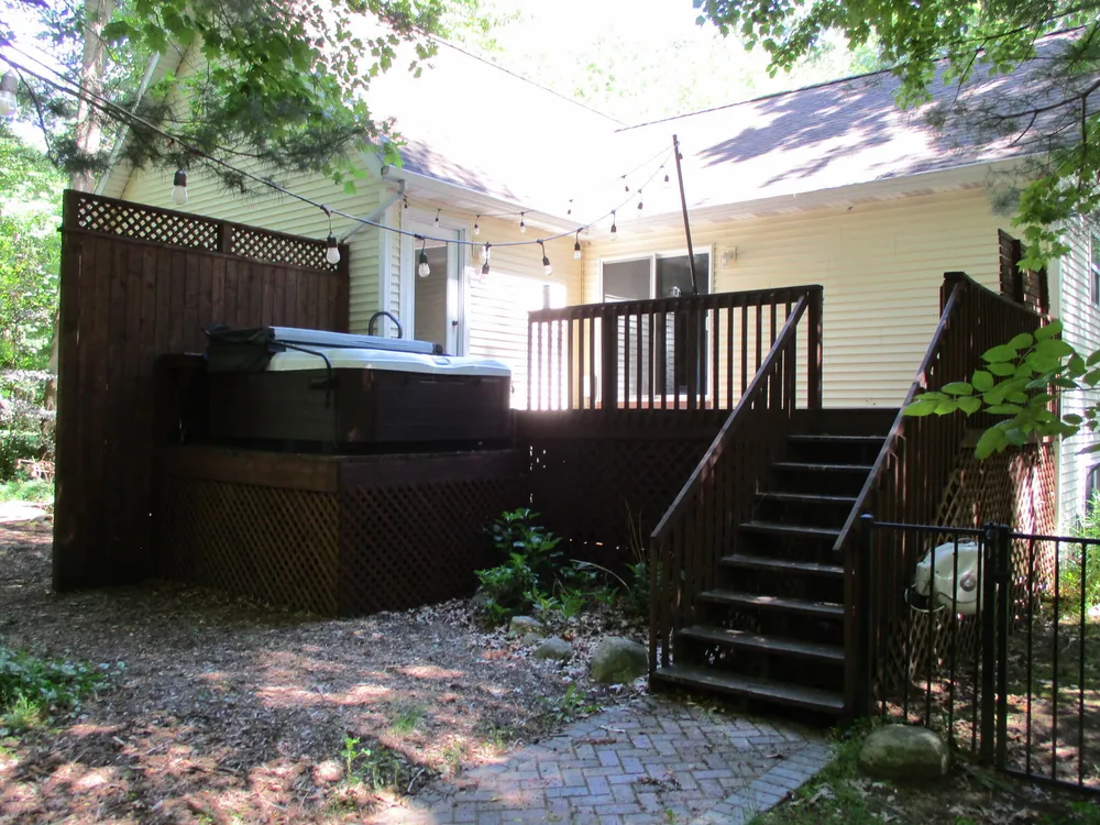 6417 Ototeman Trail, Saugatuck, MI 49453