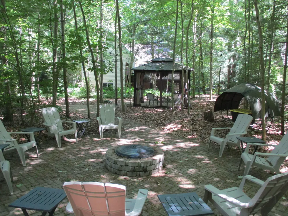6417 Ototeman Trail, Saugatuck, MI 49453