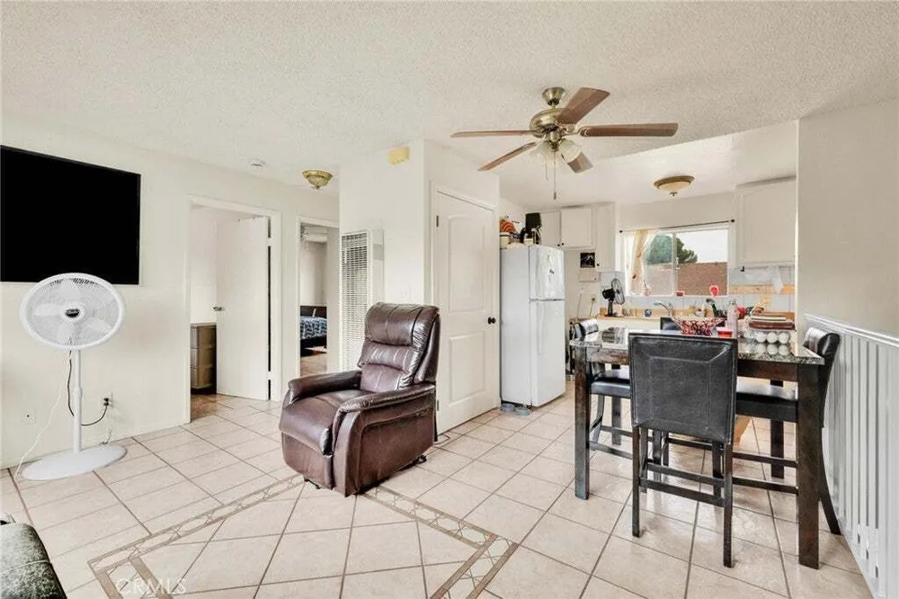3185 Perlita Ave, Glassell Park, CA 90039