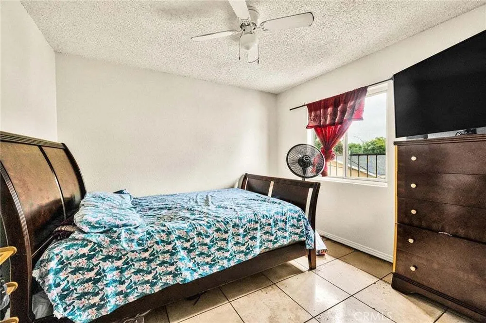 3185 Perlita Ave, Glassell Park, CA 90039