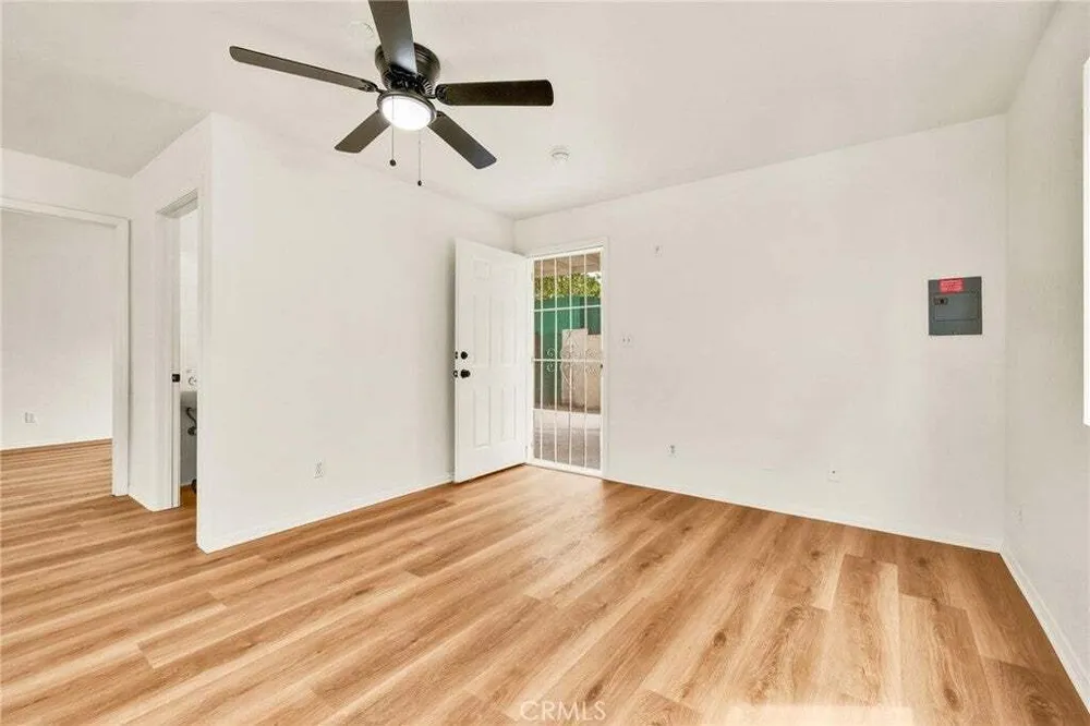 3185 Perlita Ave, Glassell Park, CA 90039